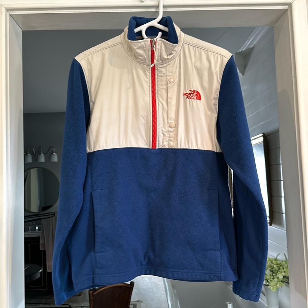 North face pullover quarter zip